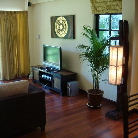 Sunset Apartment Phuket Patong Buitenkant foto