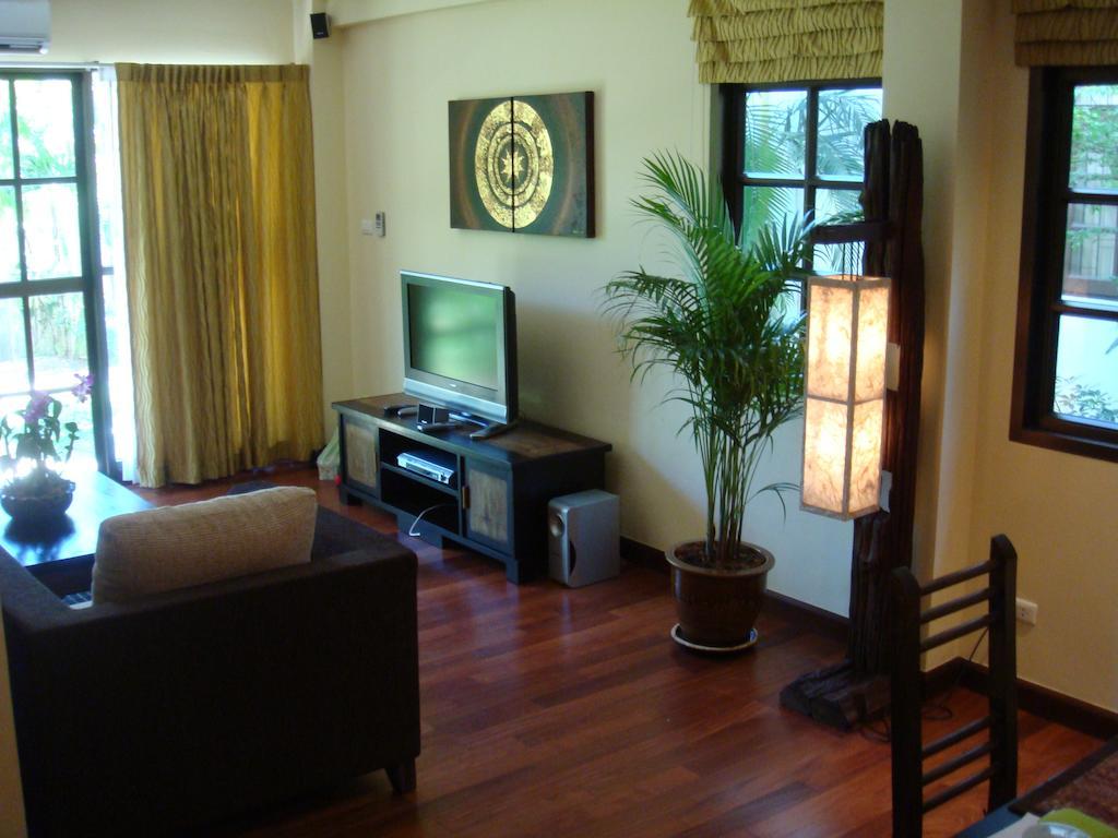 Sunset Apartment Phuket Patong Buitenkant foto